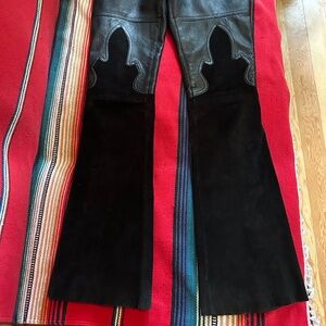 Bebe GORGEOUS vintage Y2K does 70s low waist flared leather suede pants 0